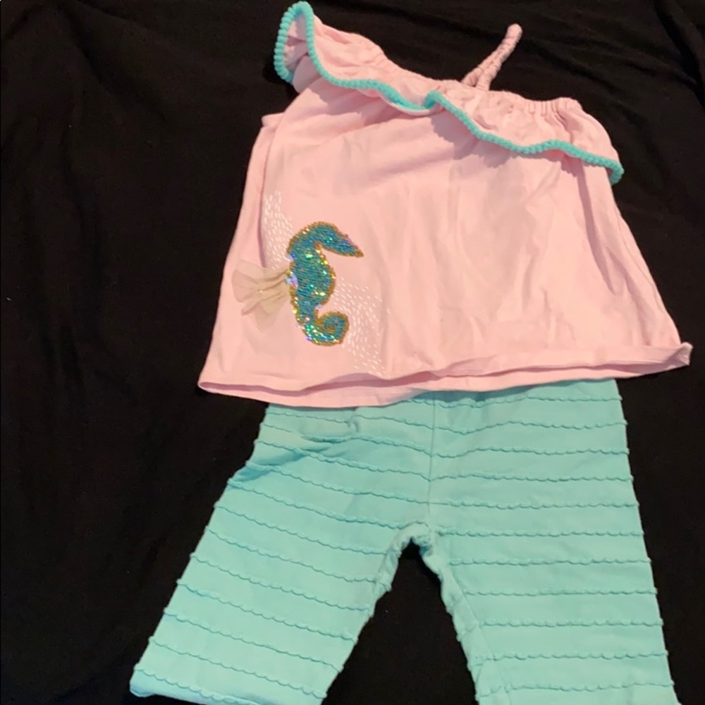 Lightening bug seahorse outfit